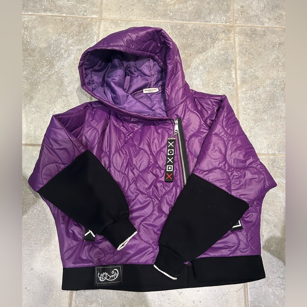 Acqua & limone Florence purple jacket. Fits a size large